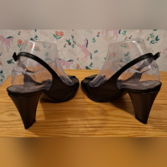 Vintage Valea Firenze Black Sheep Skin Sling Embellished Heel Pump Shoe SZ 6.5 - Picture 4 of 9